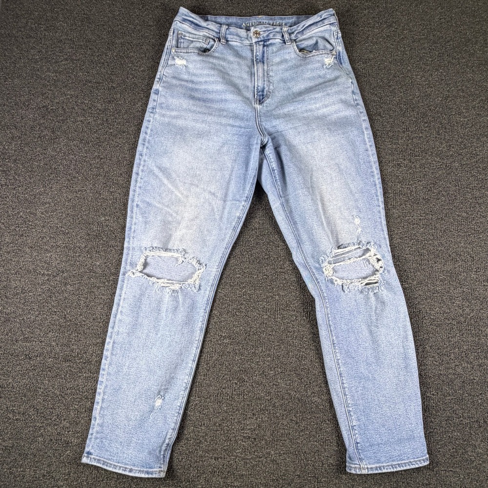 American Eagle Jeans Womens 12 (32x29) Long Curvy Mom Jean Light Wash Distressed